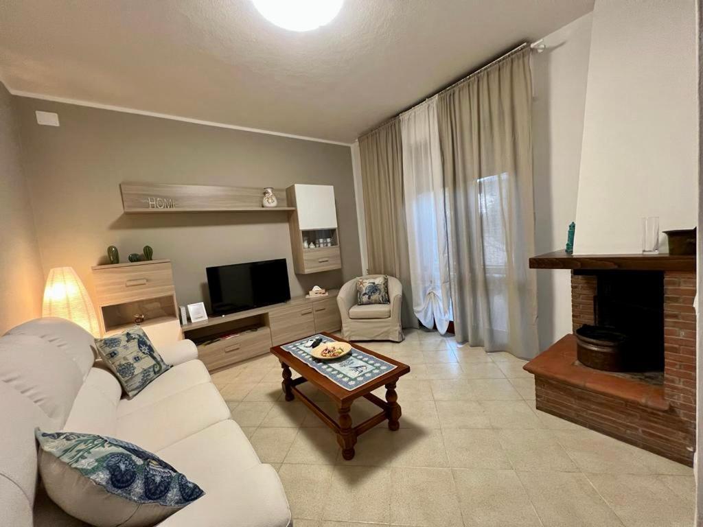 Appartamento Sunflower Viareggio Exterior foto